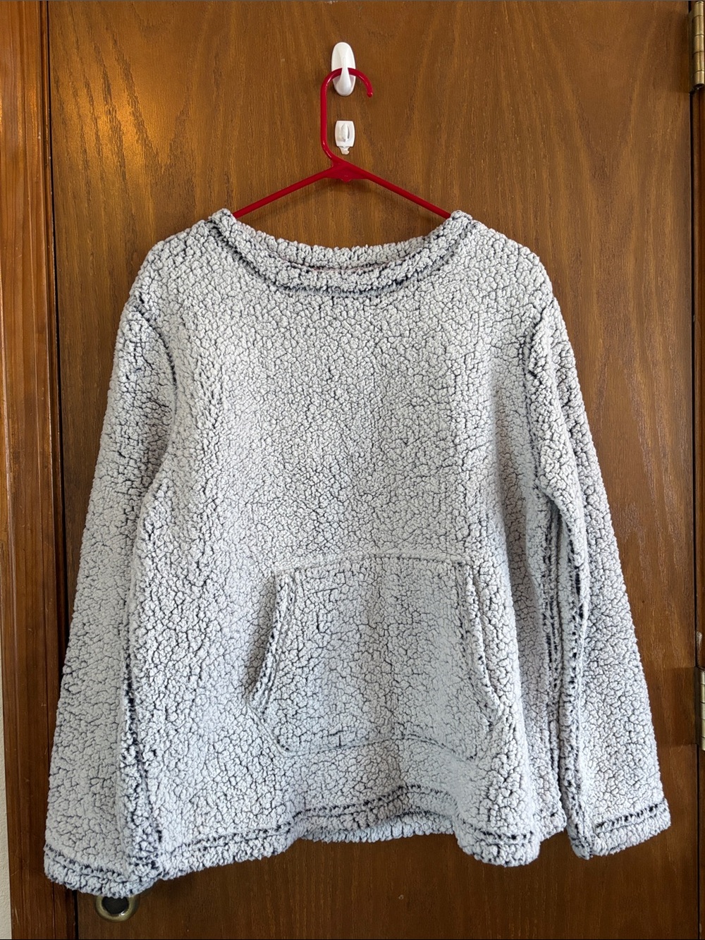 Secret Treasures Light Gray Sherpa Pullover